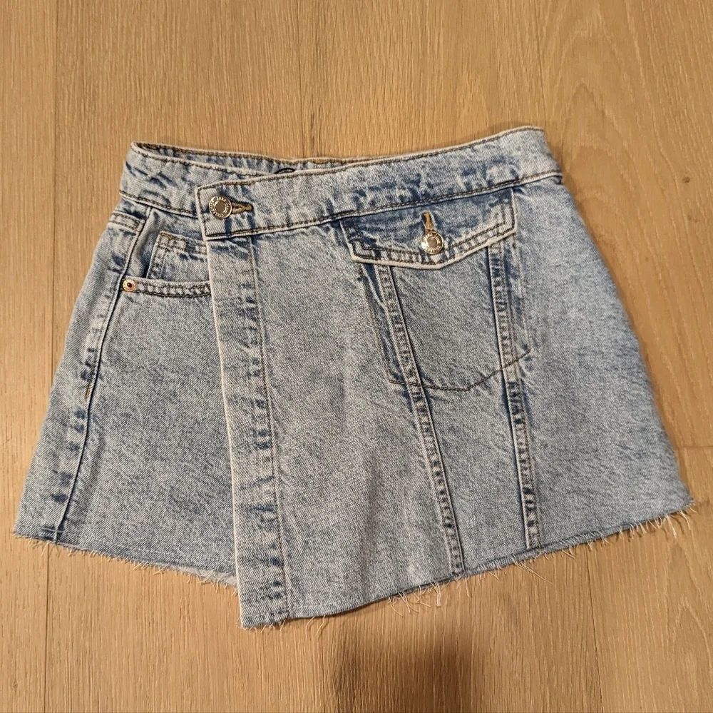 Zara Light Blue Denim Skort